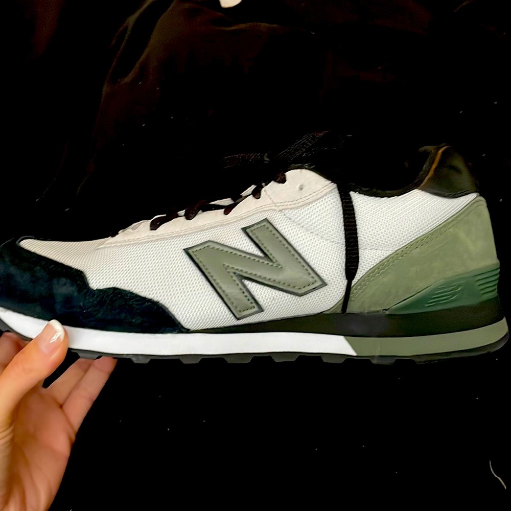 Brand new New Balance men’s shoes size US 13